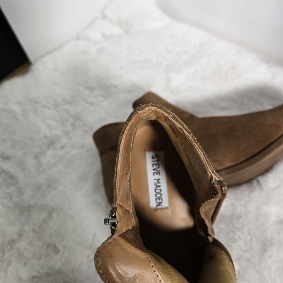 Steve Madden Dacey Cognac Suede Ankle Boot in size US 8.5  - EUC - Picture 7 of 10